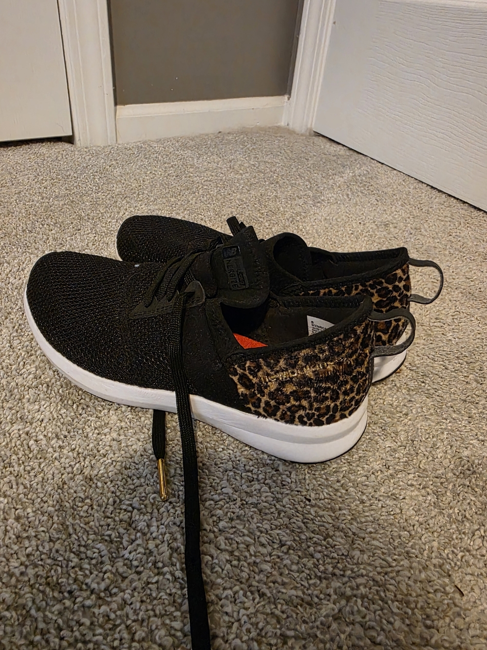 New Balance Black Knit Women's Sneakers with Leopard Heel